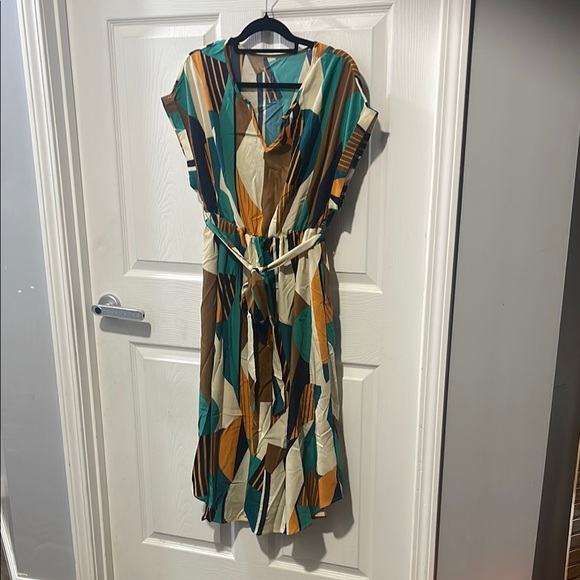 SHEIN Dresses & Skirts - SHEIN Green and Orange Wrap Tie Front Midi Sundress